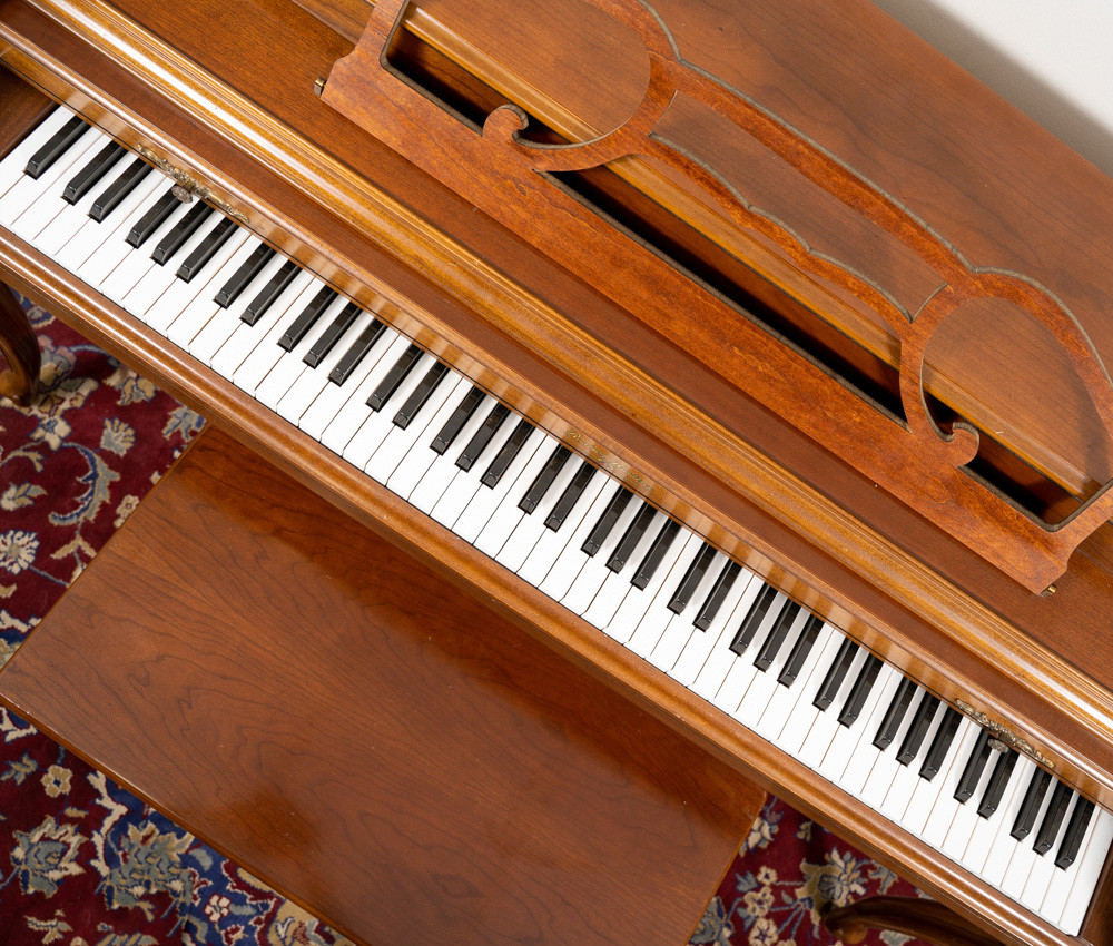 Wurlitzer P150 Upright Piano Satin Walnut SN: 1870744